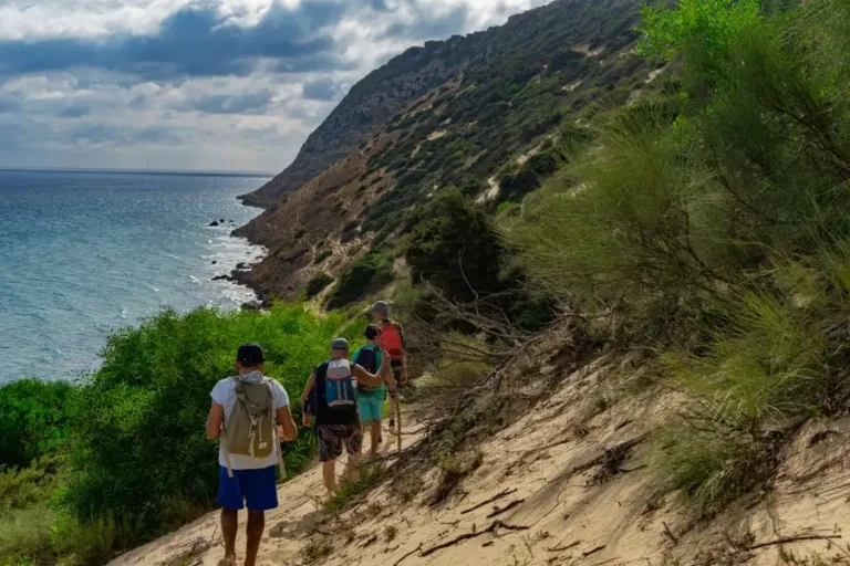 Onde começa a trilha da costa da lagoa?